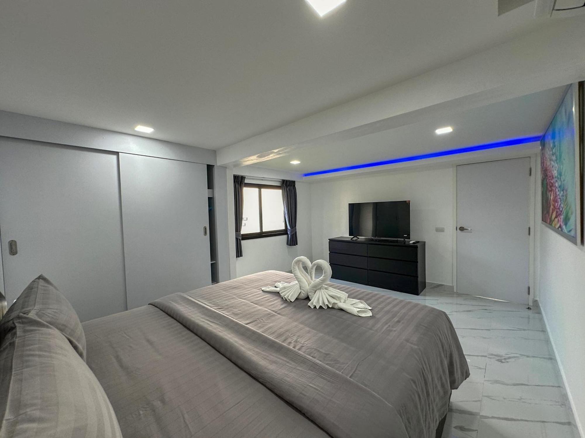 Stunning Beachfront View Luxurious Apartment 40 Jomtien Beach Exteriör bild