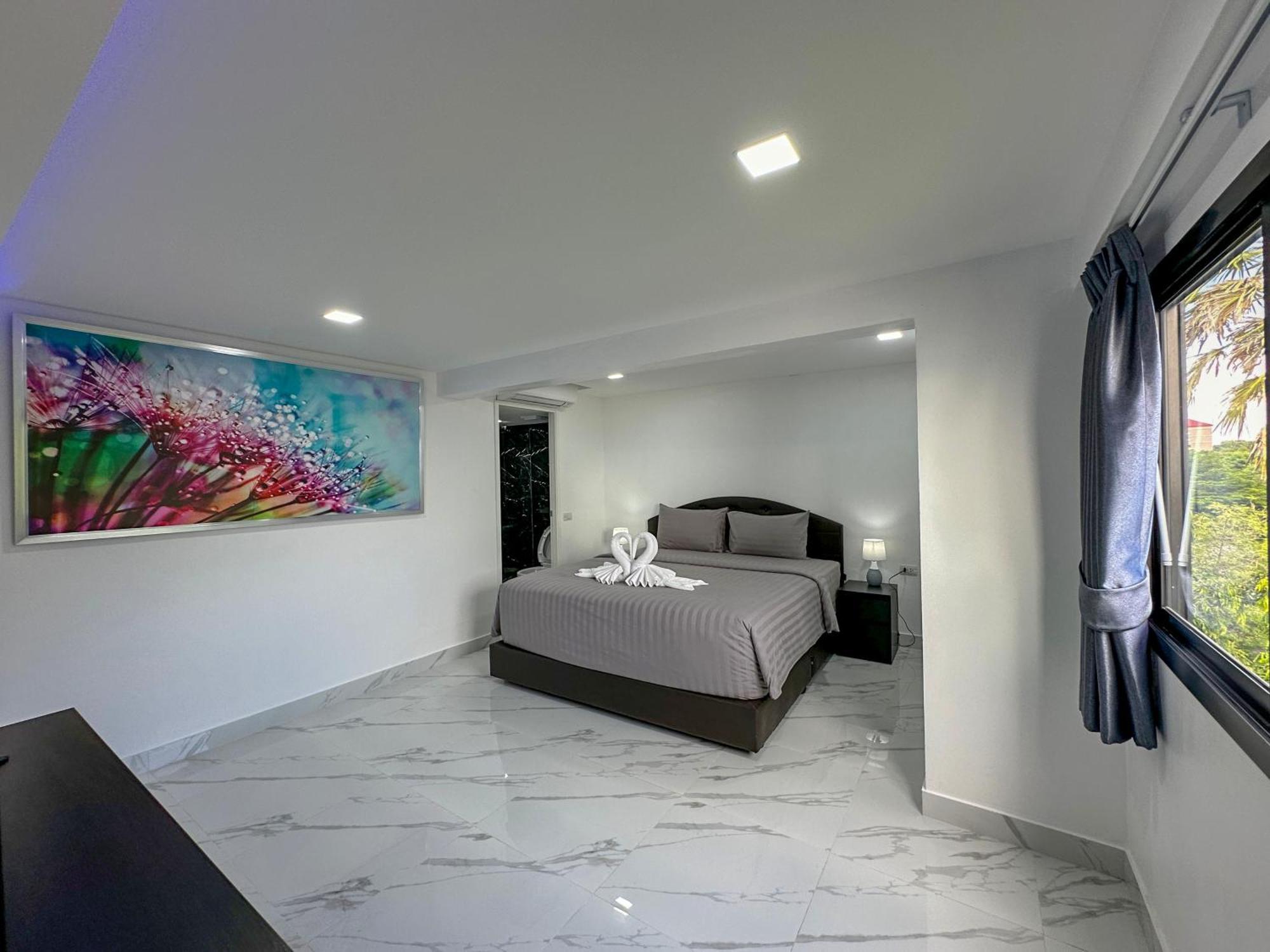 Stunning Beachfront View Luxurious Apartment 40 Jomtien Beach Exteriör bild