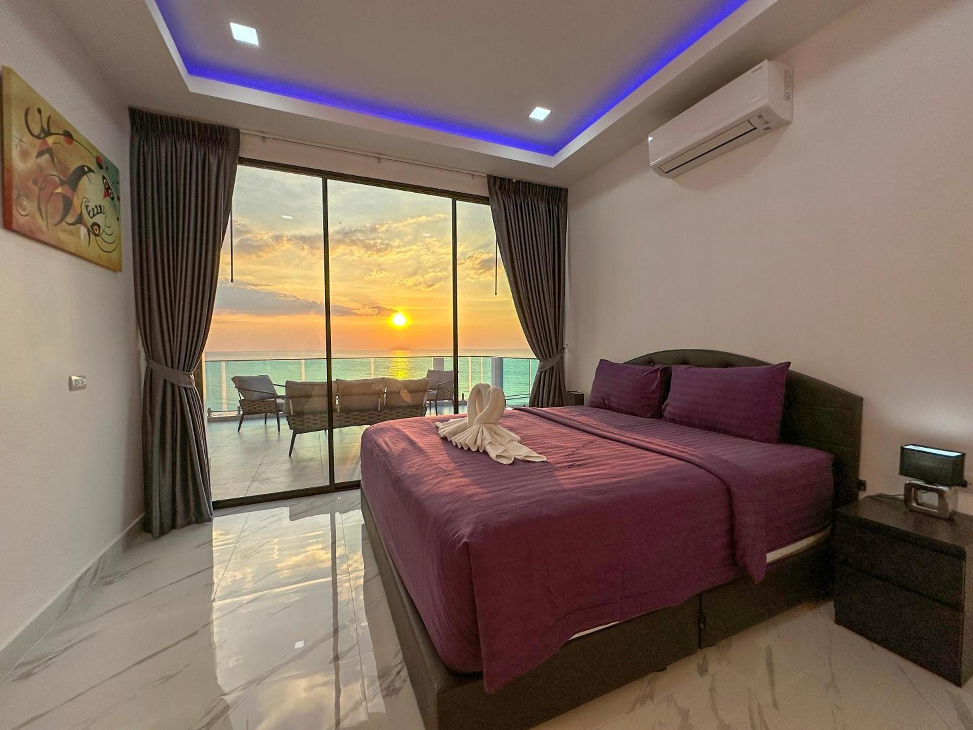 Stunning Beachfront View Luxurious Apartment 40 Jomtien Beach Exteriör bild